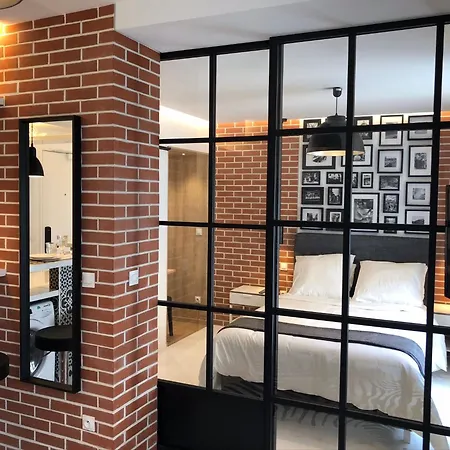 Apartment Hainaut Xixeme- Equipe!
